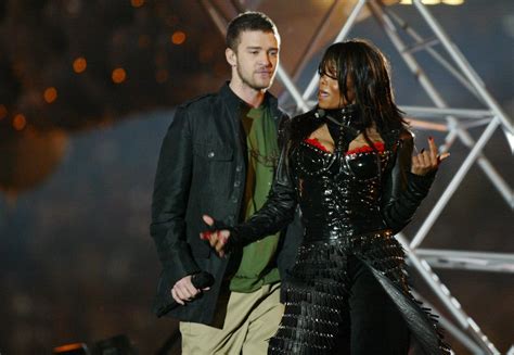 Janet jackson and justin timberlake - Feb 10, 2024 · Singers Janet Jackson and surprise guest Justin Timberlake perform during the halftime show at the Super Bowl between the New England Patriots and the Carolina Panthers at Reliant Stadium Feb. 1 ... 
